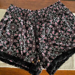 No Boundaries Black and Pink Patterned Shorts